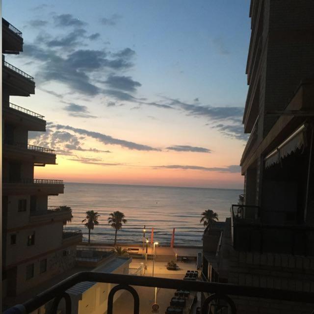 Apartamento Oropesa Del Mar En Primera Linea De Playa Εξωτερικό φωτογραφία